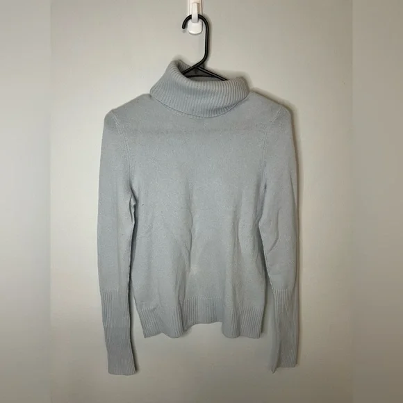 Aqua Cashmere 100 percent cashmere turtle neck long sleeve sweater size small - Picture 2 of 7